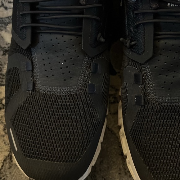 Men’s on shoes size 10,5 - Picture 3 of 6